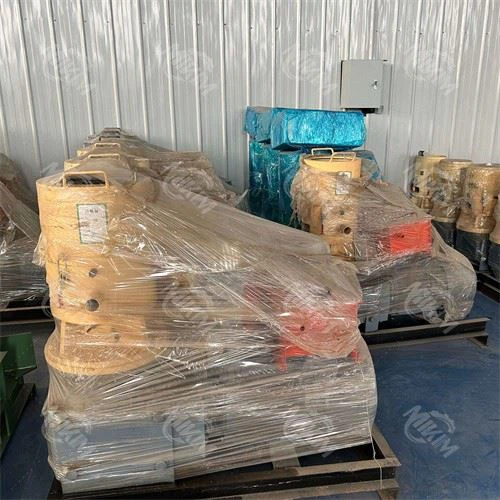 Saw Dust Pellet Machine