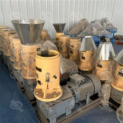 เครื่องบดเม็ดไม้